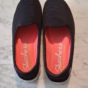 Skechers Black Slip-On Sneakers
